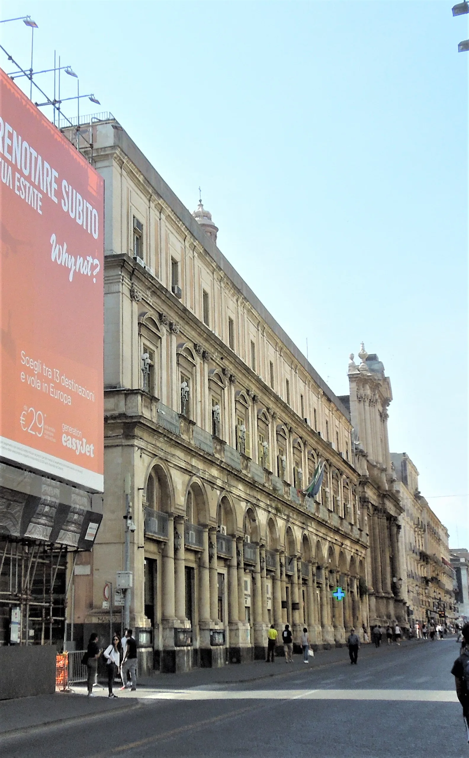 I palazzi di via Etnea, l'asse commerciale del centro